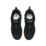 Championes New Balance 808 negros con detalles en blanco y suela color caramelo.