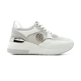 Championes blancos con detalles en gris y plateado, con plataforma y aplique metálico con logo de la marca en el lateral.