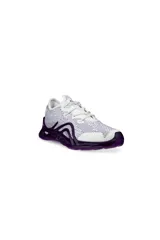 Championes Ecco Biom Infinite W, color blanco con detalles en violeta en la suela y el interior.