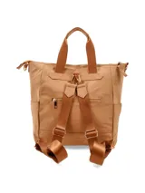 Mochila 3 en 1 de textil acolchonado, con múltiples correas regulables que transforman la mochila en bolso o cartera.