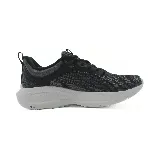 Championes deportivos Olympikus Vibe, color negro con logo blanco y suela gris.