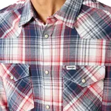 Camisa Wrangler de hombre, modelo Western, a cuadros en tonos rojo, azul y blanco.