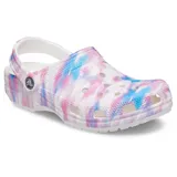 Zuecos Crocs Classic Dream con estampado tie-dye en tonos rosa, celeste y blanco.