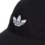 Gorra de béisbol negra con logo Adidas bordado en blanco en el frente.