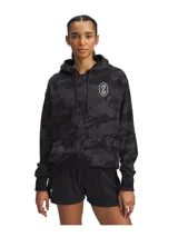 Campera con capucha Project Rock para mujer, color negro con estampado camuflado en tonos grises. Tiene cierre frontal completo, bolsillos laterales y logo de Project Rock en el pecho.