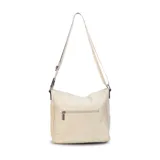 Bandolera morral color negro con apertura superior con cierre. Cuenta con dos bolsillos frontales con cierre, un bolsillo trasero con cierre y tres bolsillos interiores con división y cierres. La correa es de galón regulable a tono.