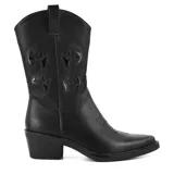 Bota texana en color marrón, con detalles de bordado en el caña y tacón bajo, diseñada para un look casual y elegante.
