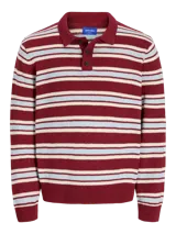 Polo tejido de manga larga con fit relajado, color rojo tibetano con rayas horizontales en blanco y celeste. Presenta medio cierre de botones.