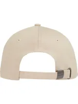 Gorra de béisbol beige de algodón con logo de Tommy Hilfiger bordado en azul en el frente y bandera de la marca bordada en el lateral.