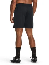 Short deportivo Under Armour Challenger Knit color azul marino con logo blanco en la pierna derecha.