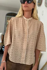 Blusa coquette broderie