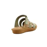 Sandalias bajas de cuero con tres tiras combinadas en tonos marrón, rojo y bordó. Ajuste con velcro en el tobillo y suela marrón. Marca Country Sand.