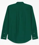 Camisa de manga larga verde con estampa de cuadrillé, corte slim fit y cuello abotonado.