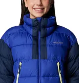 Campera puffer cropped Columbia Pike Lake II, color celeste, rosa y naranja. Cuenta con tecnología térmica reflectante Omni-Heat™, aislamiento de poliéster 100 % reciclado, puños con forro de jersey, protector de mentón, cremallera central delantera de doble dirección, bolsillo interior de seguridad, bolsillos laterales con cremallera, puños elásticos, dobladillo ajustable con ceñidor y tratamiento duradero repelente al agua sin PFC.