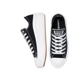Championes urbanos Converse Chuck Taylor All Star Move de caña baja, color negro con detalles en blanco y suela de plataforma.