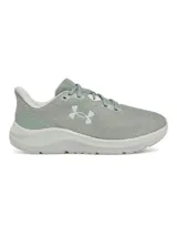 Championes Under Armour Charged Pursuit 4, color gris con detalles en verde agua y logo en blanco. Capellada de malla ligera y transpirable, entresuela Charged Cushioning® para mayor amortiguación y suela de goma duradera.