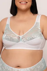 Soutien reductor sin aro, color blanco con detalles de puntilla celeste. Escote alto, breteles anchos y regulables, confeccionado en lycra y puntilla elastizada en copa. Broches reforzados en espalda.