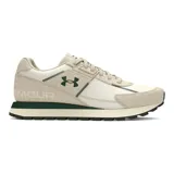 Zapatillas urbanas Under Armour Essential Runner, color blanco con detalles en negro.