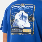 Remera azul con estampado del logo de Rip Curl Pro 25 en el pecho.