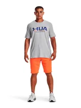 Remera negra de Under Armour con logo de la marca en blanco y amarillo.