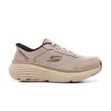 Championes deportivos Skechers Slip-ins Go Run Max Cushioning Endeavour - Cardova, color beige con detalles en dorado y suela gruesa. Diseñados con tecnología Hands Free Slip-ins para un calce fácil y plantilla Air-Cooled Goga Mat para mayor comodidad.