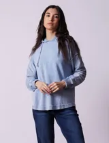 Buzo celeste de algodón con capucha, marca Ninety.