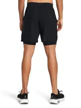 Short de running Under Armour Launch 7 2N1, color azul con detalles en celeste.
