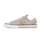 Championes Converse Star Player 76 color beige con detalles en marrón y suela blanca con línea negra.