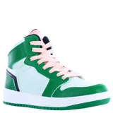 Deportivo estilo bota acordonada, con combinación de colores verde y blanco.