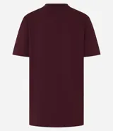Remera t-shirt de algodón color borgoña con estampa frontal en letras rosas con la frase "Mama Needs a Break".