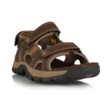 Sandalias CAT Giles para hombre, color marrón con detalles en beige. Poseen ajuste con velcro y suela de goma.