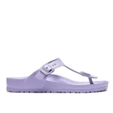 Sandalias de goma EVA en color púrpura, con diseño de tiras ajustables y plantilla cómoda.