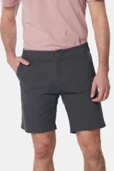 Bermuda gris con cintura elastizada.