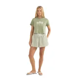 Bermuda corta con cintura elastizada y estampado a rayas verticales color verde y blanco.