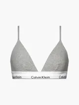 Conjunto Calvin Klein Modern Cotton color gris melange, compuesto por un bralette triangular sin relleno y una tanga con cintura elástica con logo de la marca.