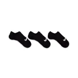 Pack de tres pares de medias invisibles Nike Everyday Plus Lightweight, color negro con logo blanco.