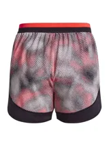 Short deportivo Under Armour Challenger Pro Print para mujer, con estampado abstracto en tonos rojo, gris y blanco. Cuenta con cintura elástica, calza interior y logo de la marca en la pierna.