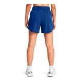 Short deportivo azul con cintura elástica y bolsillos laterales.