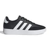 Championes Adidas Barreda M, color negro con las tres tiras laterales en blanco y suela blanca.