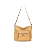 Bandolera color tostado de símil cuero con apertura superior con cierre. Cuenta con dos bolsillos frontales con cierre, un bolsillo trasero con cierre y tres bolsillos internos con división y cierres. La correa es de galón regulable a tono.