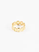 Anillo de acero quirúrgico hipoalergénico, con diseño en forma de cadena y ajuste flexible.