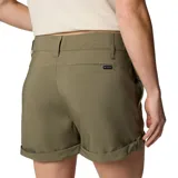 Short de senderismo negro con tecnología Omni-Shade™ Broad Spectrum UPF 50 y Omni-Wick™.