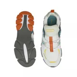 Zapatillas de hombre de diseño contemporáneo, con parte superior de tela transpirable y entresuela de EVA.