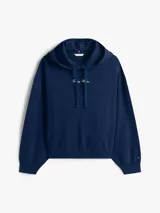 Buzo azul marino con capucha y cordones ajustables. Logo de la marca bordado en el pecho.