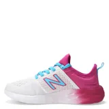 Championes New Balance para running, color blanco con detalles en rosa y celeste.