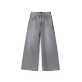 Pantalón jean gris de corte ultra baggy, confeccionado en denim 100% algodón de calidad premium y textura rústica.