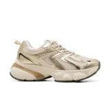 Championes deportivos American Sport Aura, color dorado con detalles en beige y negro.