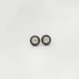 Aros tipo botón de plata 925 con nácar y circonias.