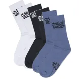 Pack de tres pares de medias de caña media, con puño acanalado. Un par blanco con logo de la marca en negro, un par negro con logo de la marca en blanco y un par azul con logo de la marca y diseño de espiral en negro.