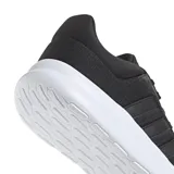 Championes Adidas Lite Racer 4.0 color negro con las tres tiras laterales y suela blanca.